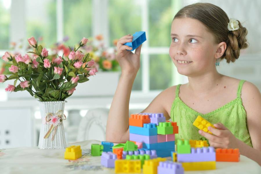 Jak lego terapia wspiera rozwój dzieci z trudnościami